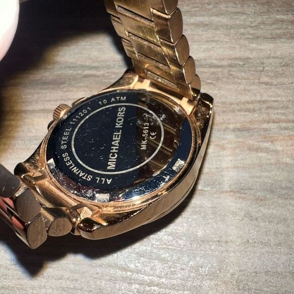 Michael Kors Blair MK5613 Wrist Watch for Women Gold Tone New Battery Stainless - Picture 6 of 6